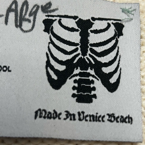 Angels Hand Printed Cable Knit Vest - Picture 10 of 14